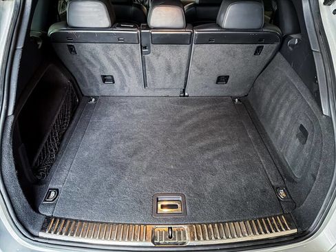 Used 2011 Porsche Cayenne S image 19