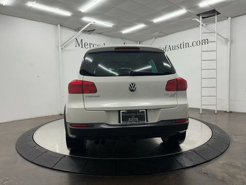 Used 2012 Volkswagen Tiguan S AWD/4WD image 6