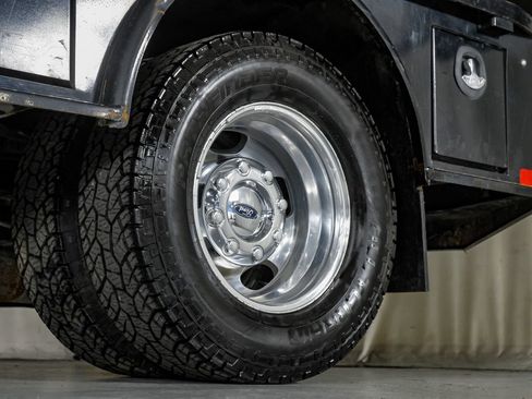 Used 2022 Ford F350 Lariat w/ Lariat Value Package AWD/4WD image 52