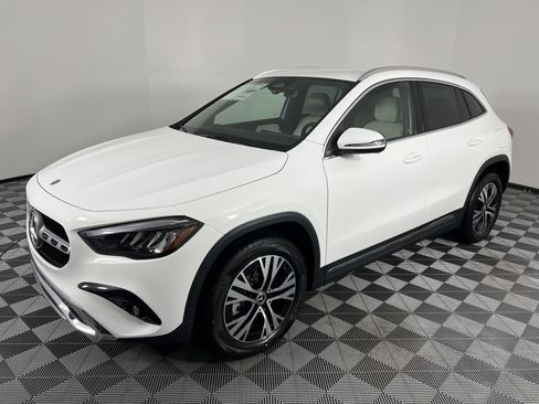 New 2026 Mercedes-Benz GLA 250 4MATIC image 8