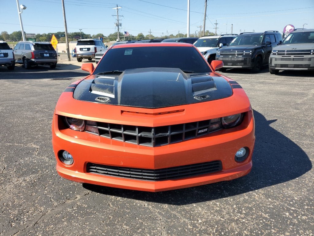 Used 2011 Chevrolet Camaro SS w/ Black Stripe Package RWD image 2