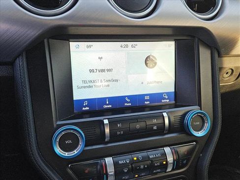 Used 2019 Ford Mustang Premium image 12