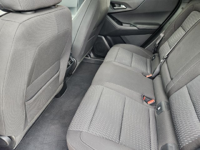 Used 2026 Chevrolet Equinox LT FWD image 30