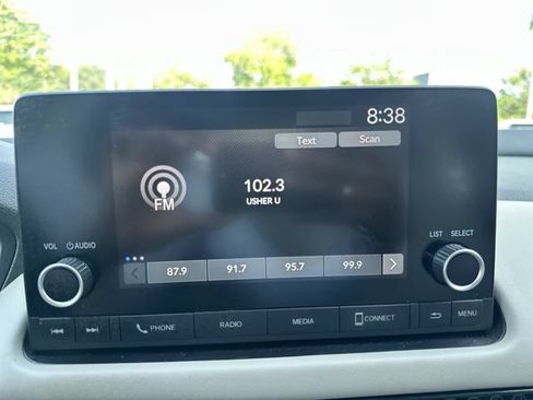 Used 2024 Honda HR-V LX image 25