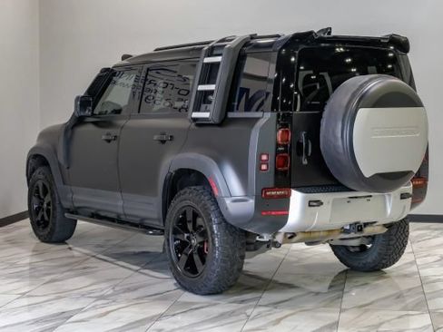 Used 2020 Land Rover Defender 110 First Edition AWD/4WD image 16