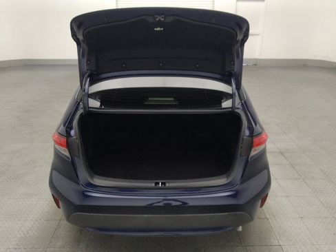 Used 2020 Toyota Corolla LE FWD image 29