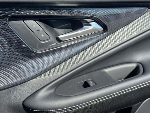 Certified 2025 Chevrolet Blazer EV LT image 26