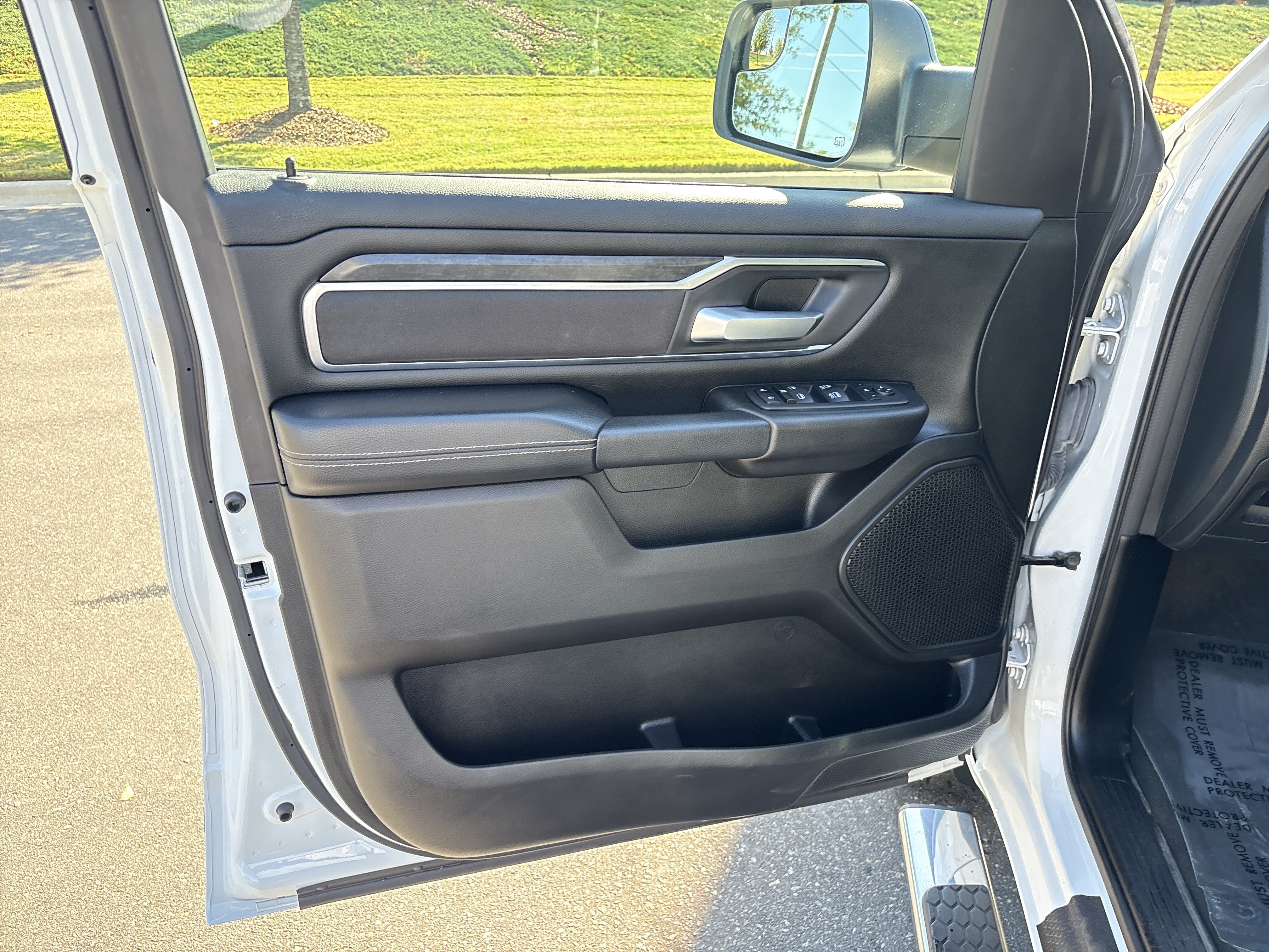 Used 2024 RAM 1500 Big Horn AWD/4WD image 15