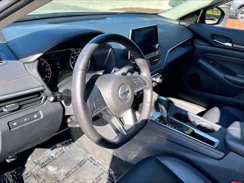 Used 2022 Nissan Altima 2.5 SR FWD image 17