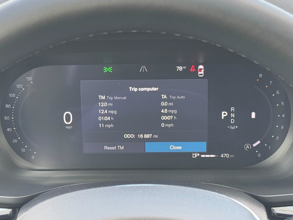 Certified 2026 Volvo XC60 B5 Ultra AWD/4WD image 12