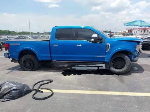 Used 2021 Ford F250 Platinum w/ Tremor Off-Road Package AWD/4WD image 7