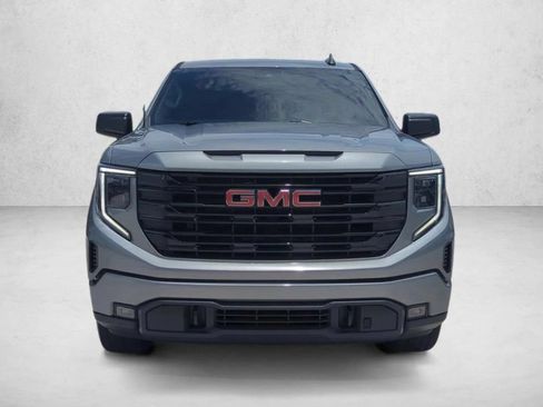 Used 2023 GMC Sierra 1500 Elevation AWD/4WD image 2