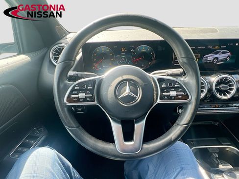 Used 2023 Mercedes-Benz GLA 250 w/ Premium Package image 14