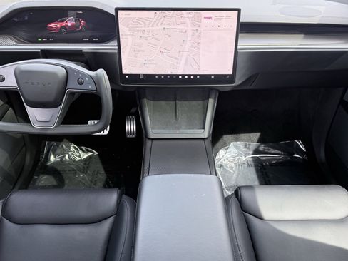 Used 2022 Tesla Model X Plaid AWD/4WD image 2