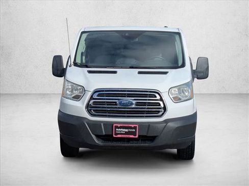 Used 2017 Ford Transit 350 XLT image 2