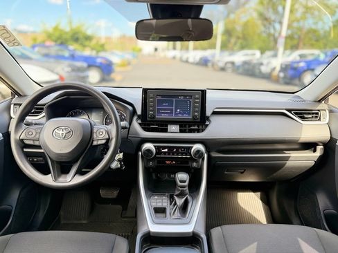 Used 2019 Toyota RAV4 LE w/ All Weather Liner Package AWD/4WD image 23