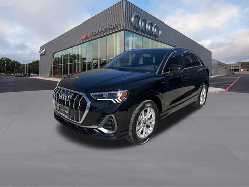 Used 2025 Audi Q3 2.0T Premium w/ Convenience Package image 1