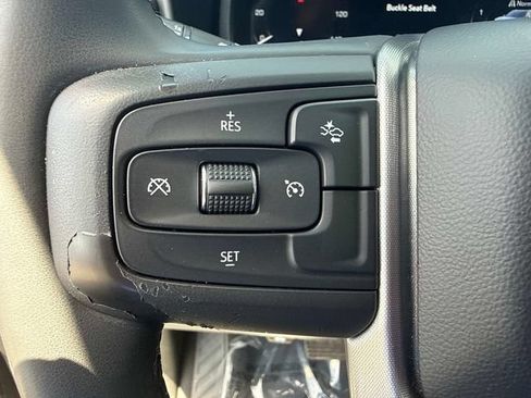 Used 2023 GMC Yukon XL SLT RWD image 23