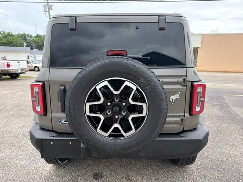 New 2026 Ford Bronco Outer Banks AWD/4WD image 6