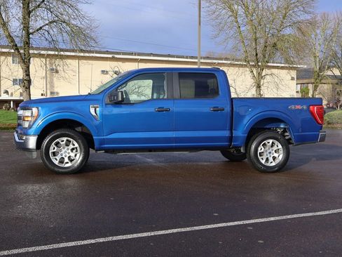 Used 2023 Ford F150 XLT image 3