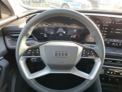 New 2025 Audi Q5 Premium Plus image 15