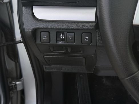 Used 2018 Subaru Forester 2.5i Premium image 16