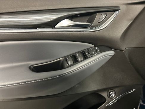 Used 2023 Buick Enclave Essence w/ Sound and Sites Package image 14