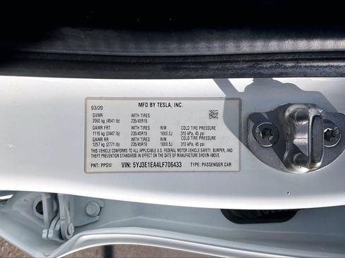Used 2020 Tesla Model 3 Standard Range Plus RWD image 31