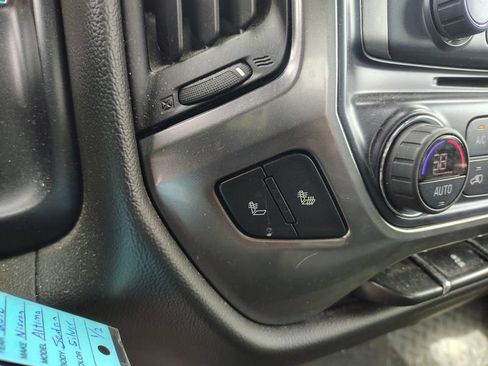 Used 2018 Chevrolet Silverado 1500 LT w/ All Star Edition AWD/4WD image 17
