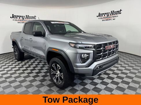 Used 2025 GMC Canyon AT4 AWD/4WD image 6