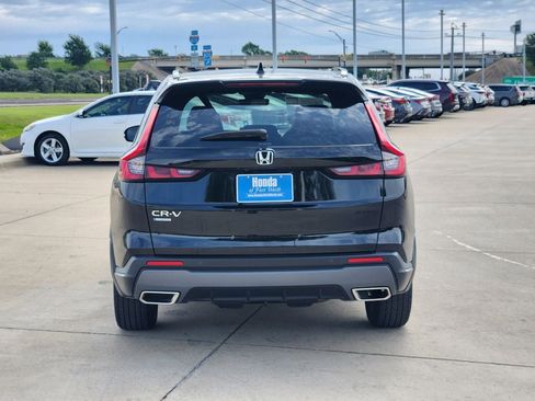 Certified 2025 Honda CR-V Sport-L image 6