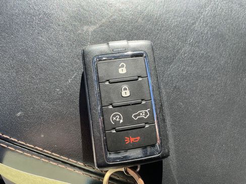 Certified 2022 Jeep Grand Cherokee Summit image 36