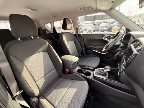 Used 2023 Kia Soul LX w/ Option Group 015 image 41