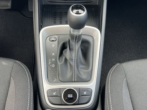 New 2026 Hyundai Venue SEL FWD image 16
