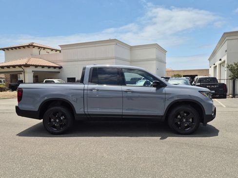 New 2026 Honda Ridgeline Black Edition image 12