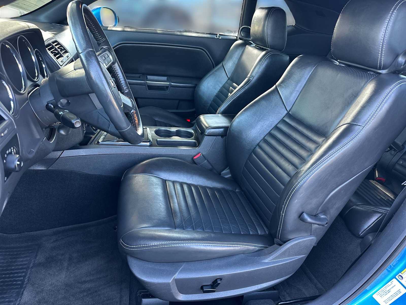 Used 2010 Dodge Challenger R/T RWD image 17