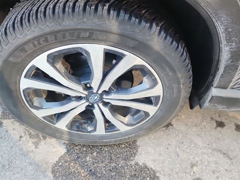 Used 2020 Subaru Forester Limited w/ Popular Package #3 image 3