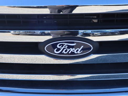 New 2026 Ford E-450 and Econoline 450 Super Duty w/ Power Equipment Group image 29