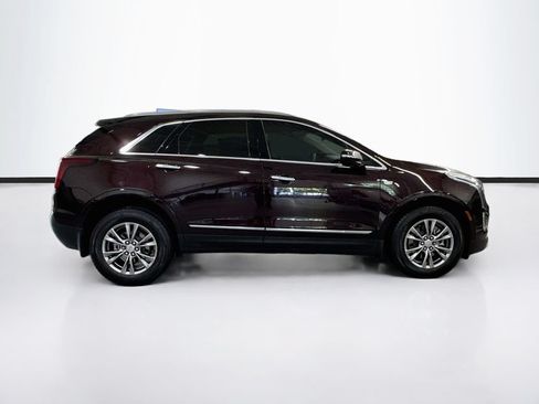 Used 2021 Cadillac XT5 Premium Luxury w/ LPO, Floor Liner Package AWD/4WD image 4