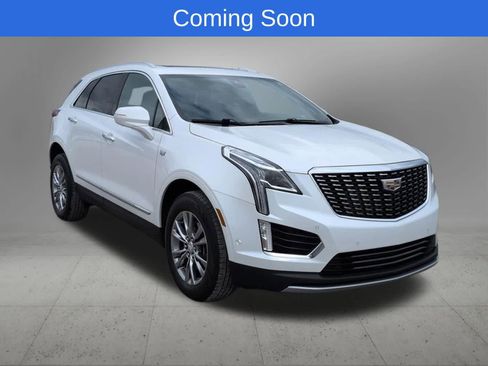 Used 2023 Cadillac XT5 Premium Luxury w/ Technology Package AWD/4WD image 8