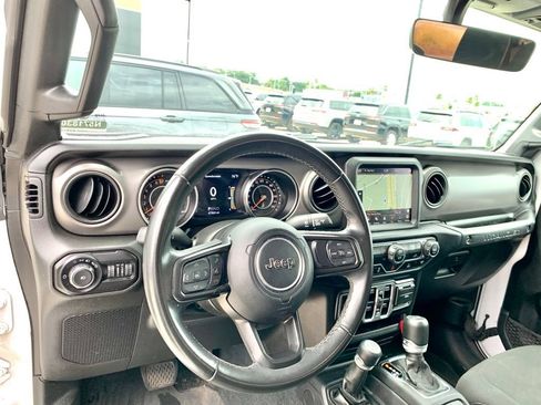 Used 2022 Jeep Wrangler Unlimited Sport AWD/4WD image 12
