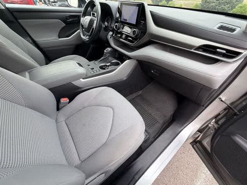 Used 2023 Toyota Highlander LE w/ Protection Package #3 (TMS) FWD image 19