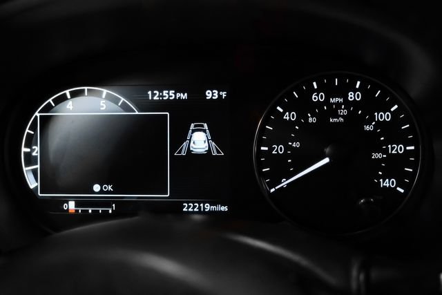 Used 2024 Nissan Kicks SR FWD image 19
