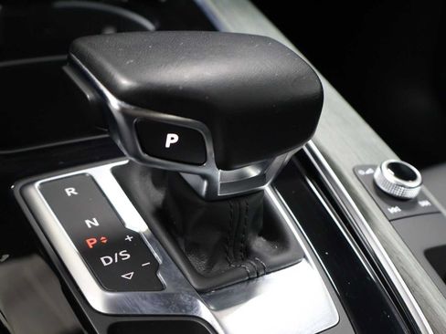 Used 2023 Audi A4 2.0T Premium w/ Convenience Package AWD/4WD image 26