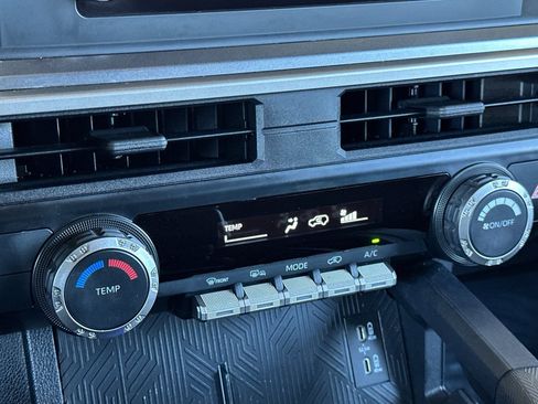 Certified 2025 Toyota 4Runner SR5 image 25