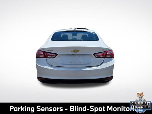 Used 2019 Chevrolet Malibu LT w/ Leather Package FWD image 6