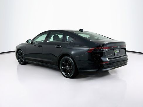 Used 2025 Honda Accord SE image 5