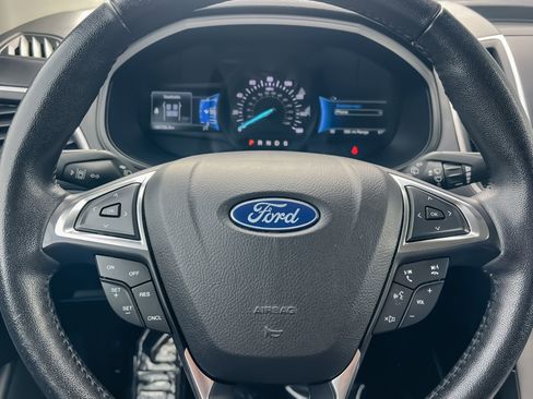 Used 2023 Ford Edge SEL image 22