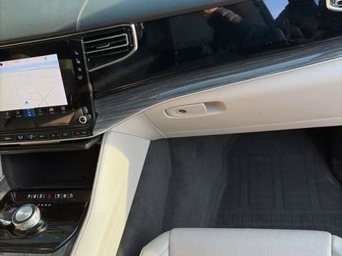 Used 2022 Jeep Wagoneer Series II w/ Premium Group I image 22