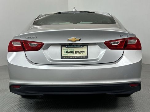 Used 2018 Chevrolet Malibu LT image 6